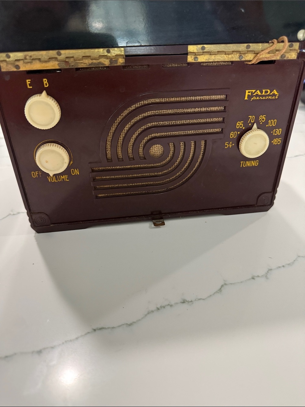 FADA Vintage Portable Radio